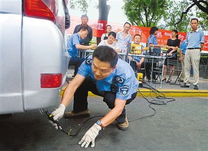 碑林區舉行“城市治理我先行 尾氣治理靠大家”機動車尾氣檢測志愿服務活動